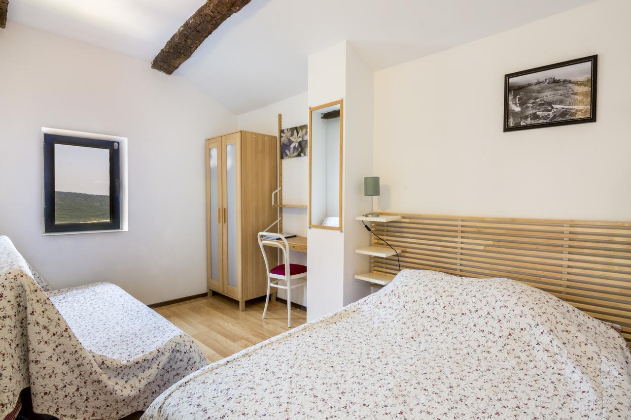Chambre D'Hotes - Ferme De Chanteraine エギュイーヌ エクステリア 写真